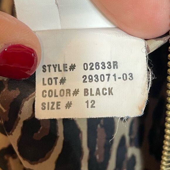 Via Spiga Black Wool Coat With Gold Full Zip & Leather Trim Inserts - Picture 11 of 13